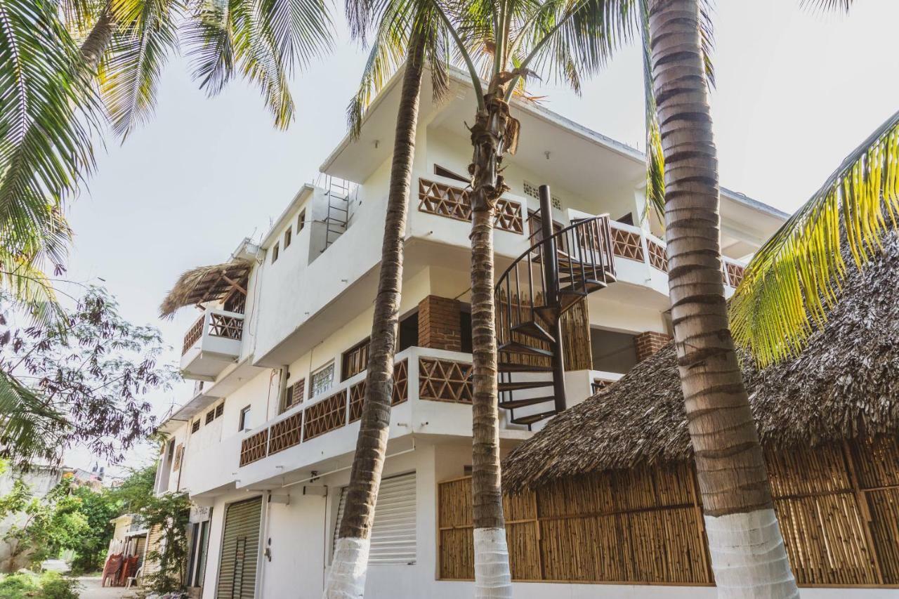 Nomad Beach House Hotell Puerto Escondido  Exteriör bild
