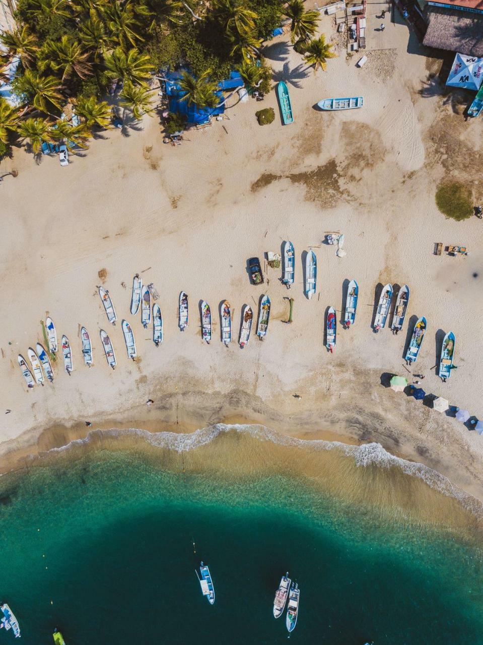 Nomad Beach House Hotell Puerto Escondido  Exteriör bild