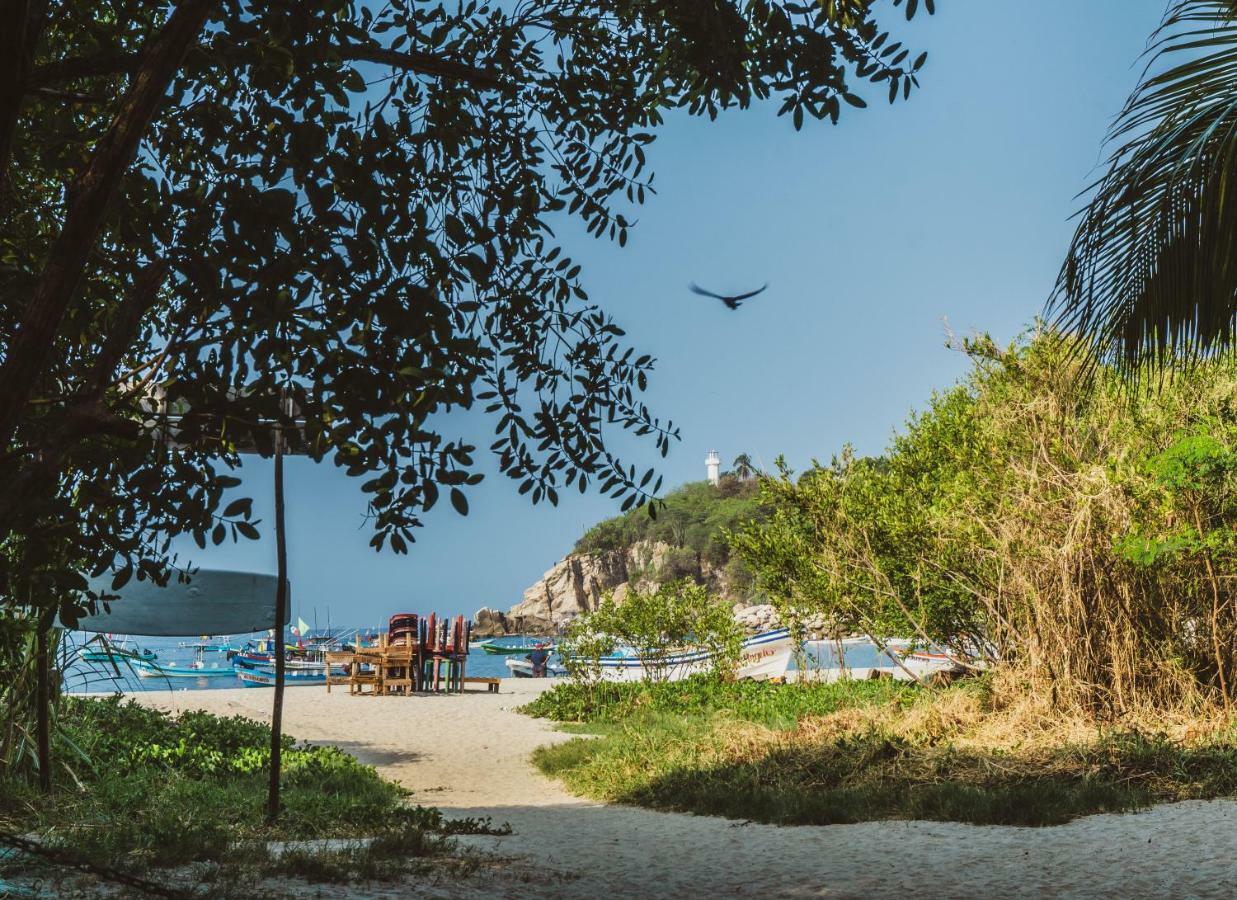 Nomad Beach House Hotell Puerto Escondido  Exteriör bild