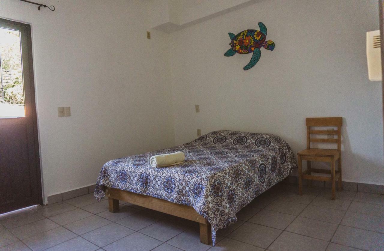 Nomad Beach House Hotell Puerto Escondido  Exteriör bild