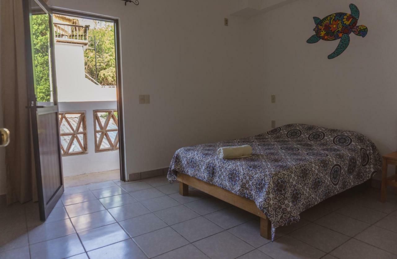 Nomad Beach House Hotell Puerto Escondido  Exteriör bild