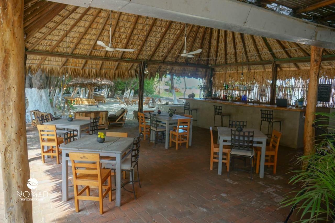 Nomad Beach House Hotell Puerto Escondido  Exteriör bild