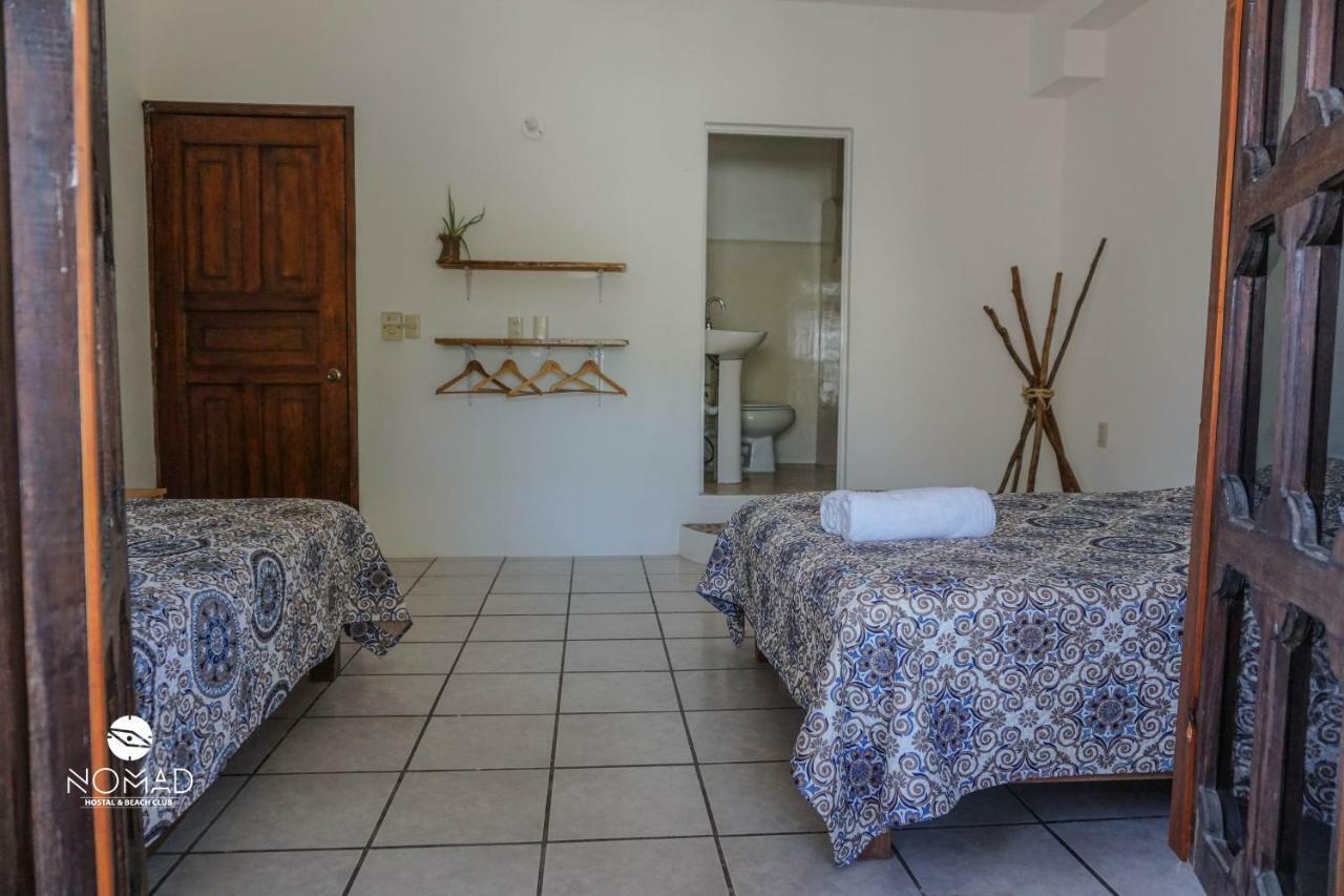 Nomad Beach House Hotell Puerto Escondido  Exteriör bild