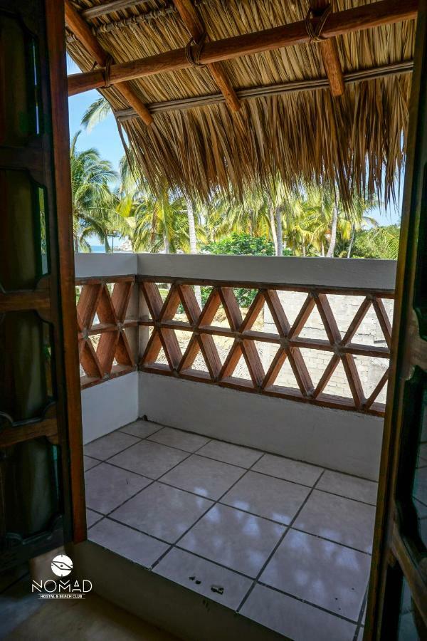 Nomad Beach House Hotell Puerto Escondido  Exteriör bild