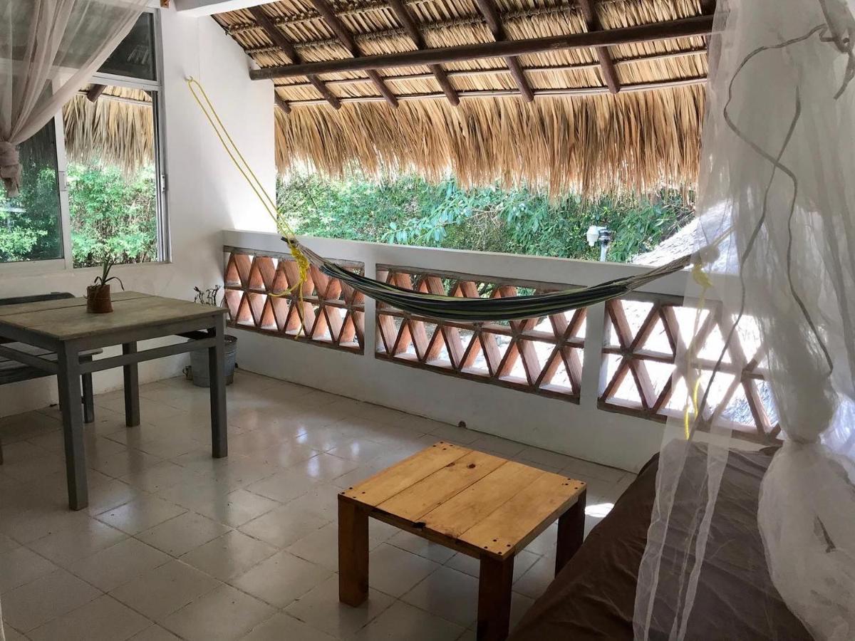 Nomad Beach House Hotell Puerto Escondido  Exteriör bild